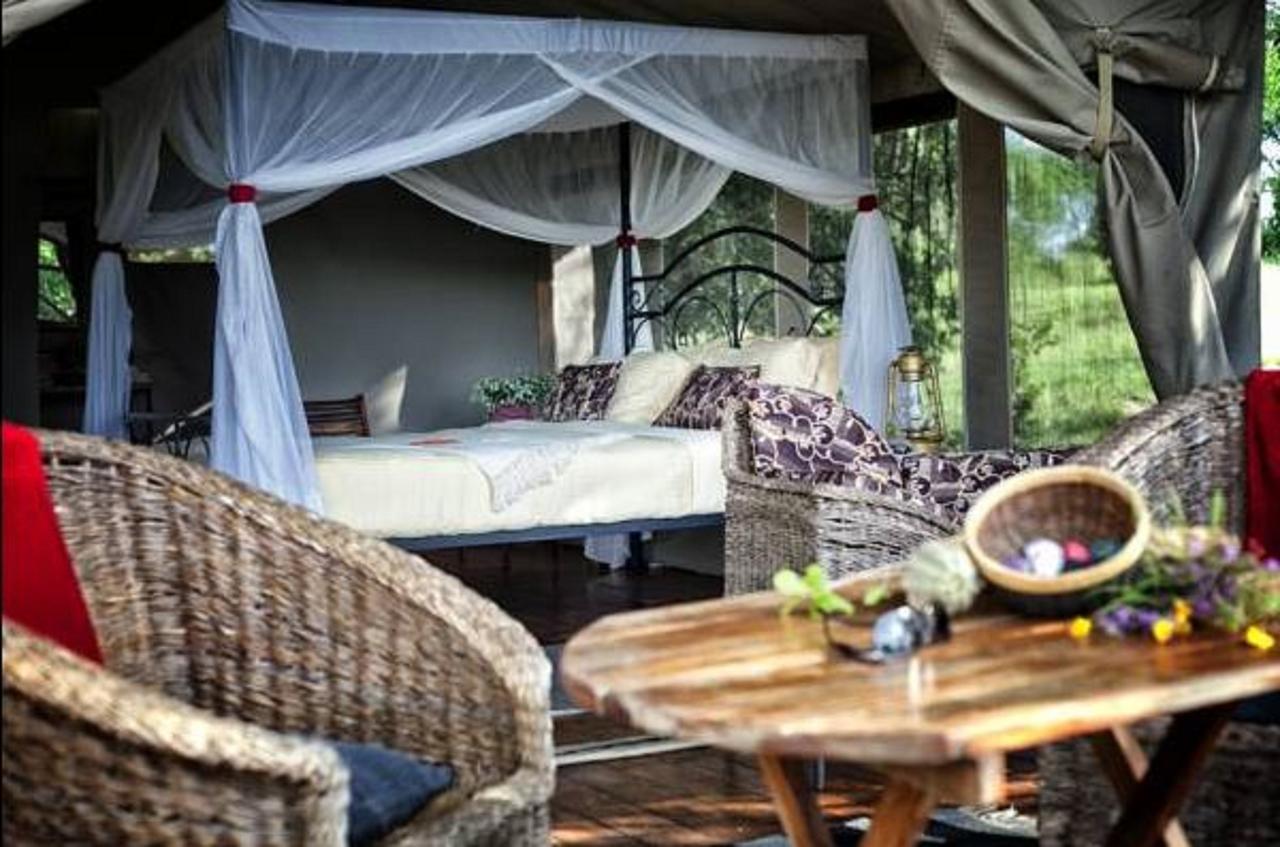 Mbali Mbali Tarangire River Camp Kwa Kuchinia Extérieur photo